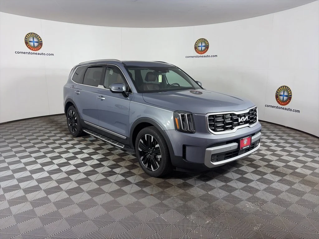 Used 2024 Silver Kia SX image 18