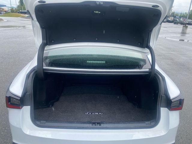 Used 2024 White Lexus 300 image 18