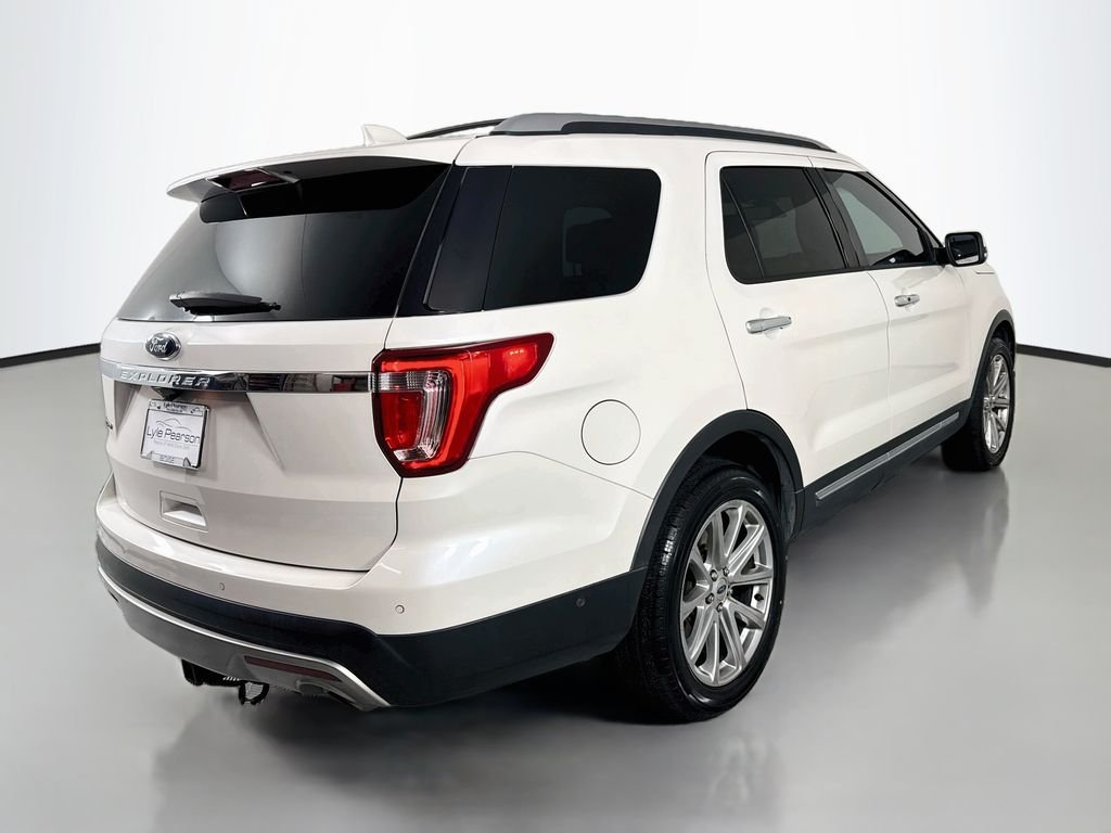 2017 Ford Explorer Limited - Photo 9
