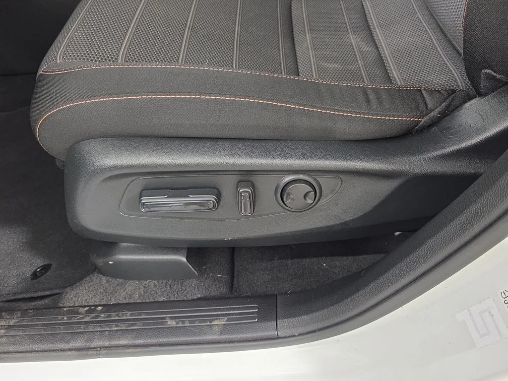 2024 Honda CR-V Sport - Photo 17