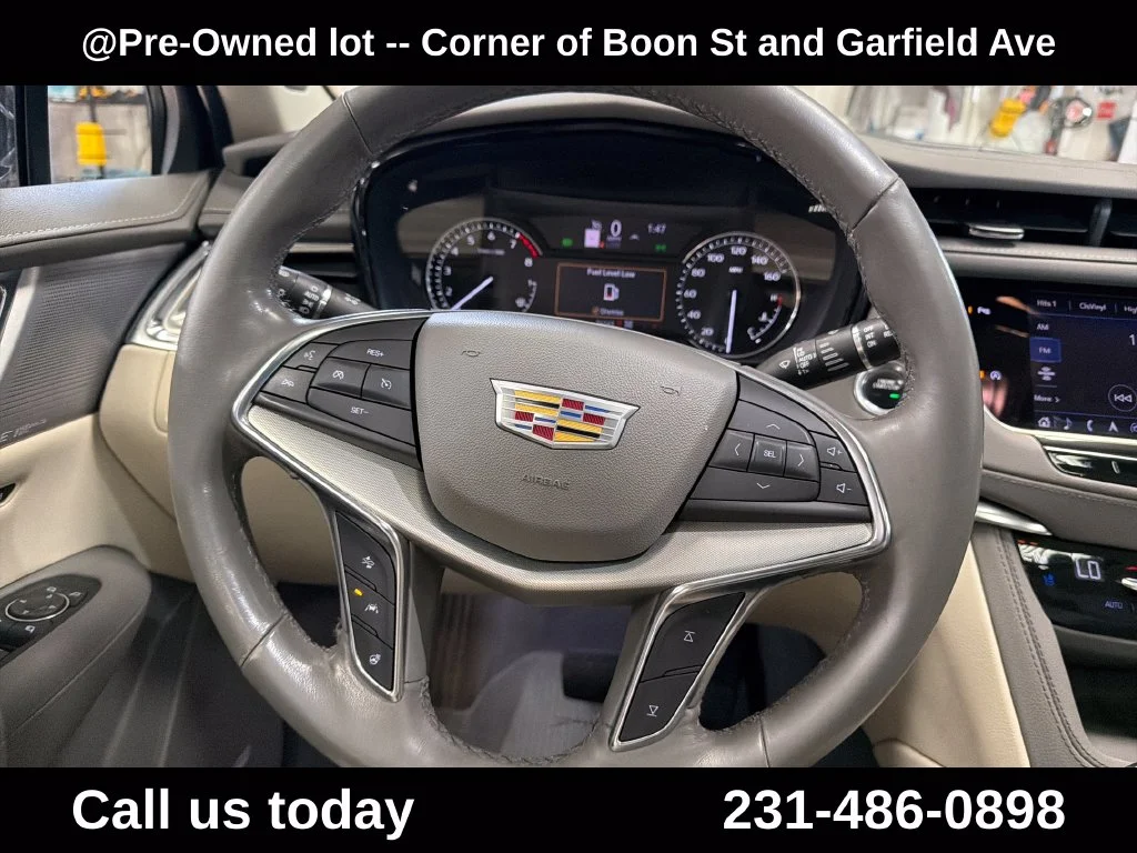 Used 2022 Black Cadillac Premium Luxury image 20