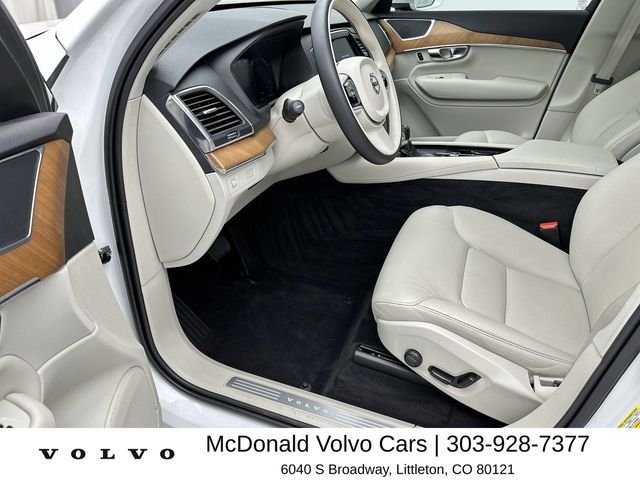 Used 2021 White Volvo T6 Momentum image 11