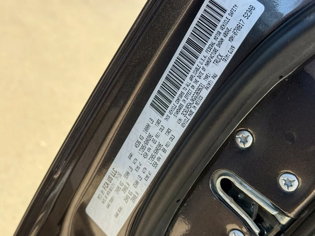 Used 2016 Gray Ram Laramie image 11