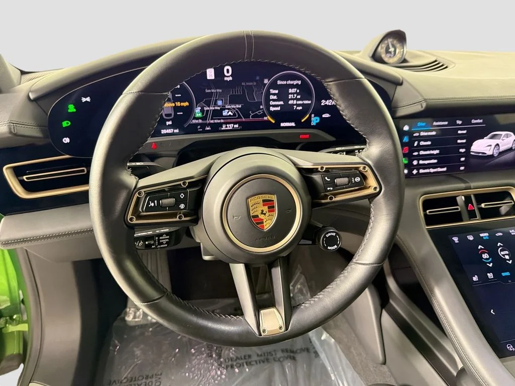 Used 2021 Green Porsche 4S image 11