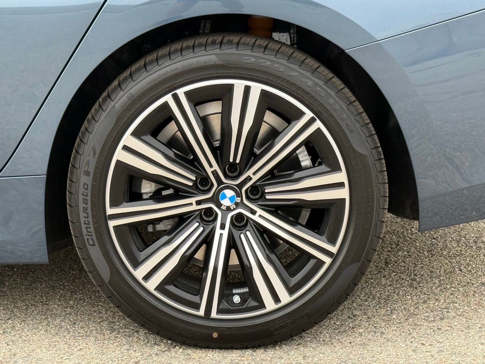 2026 BMW 3 Series 330i - Photo 17