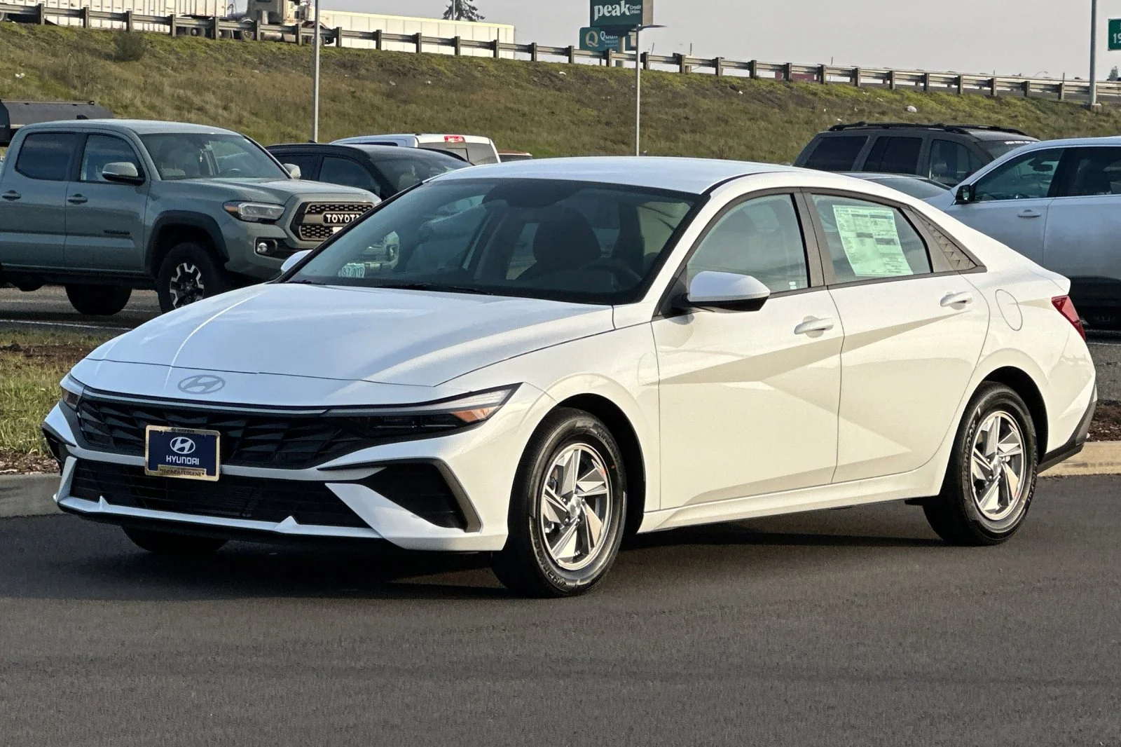 Used 2026 White Hyundai SE image 7