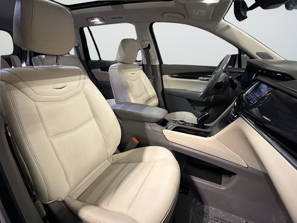 Used 2023 White Cadillac Premium Luxury image 25