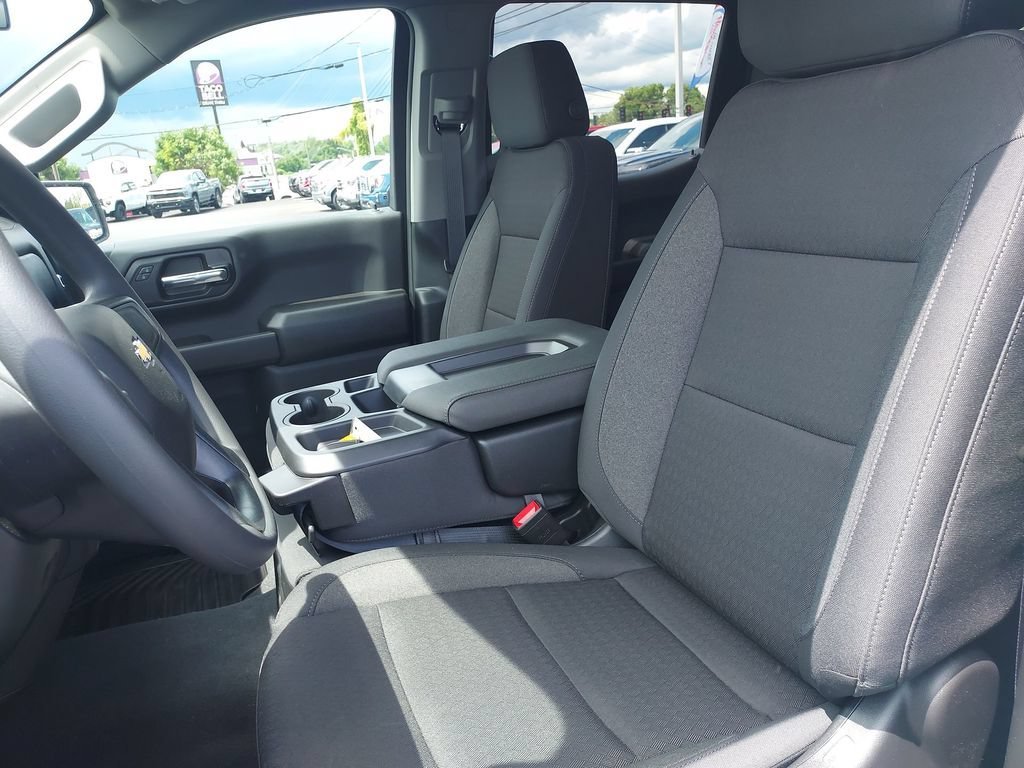 2026 Chevrolet Silverado 1500 Custom - Photo 17