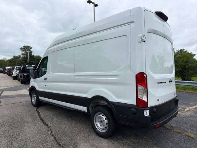 New 2026 Oxford White Ford Cargo Van image 5