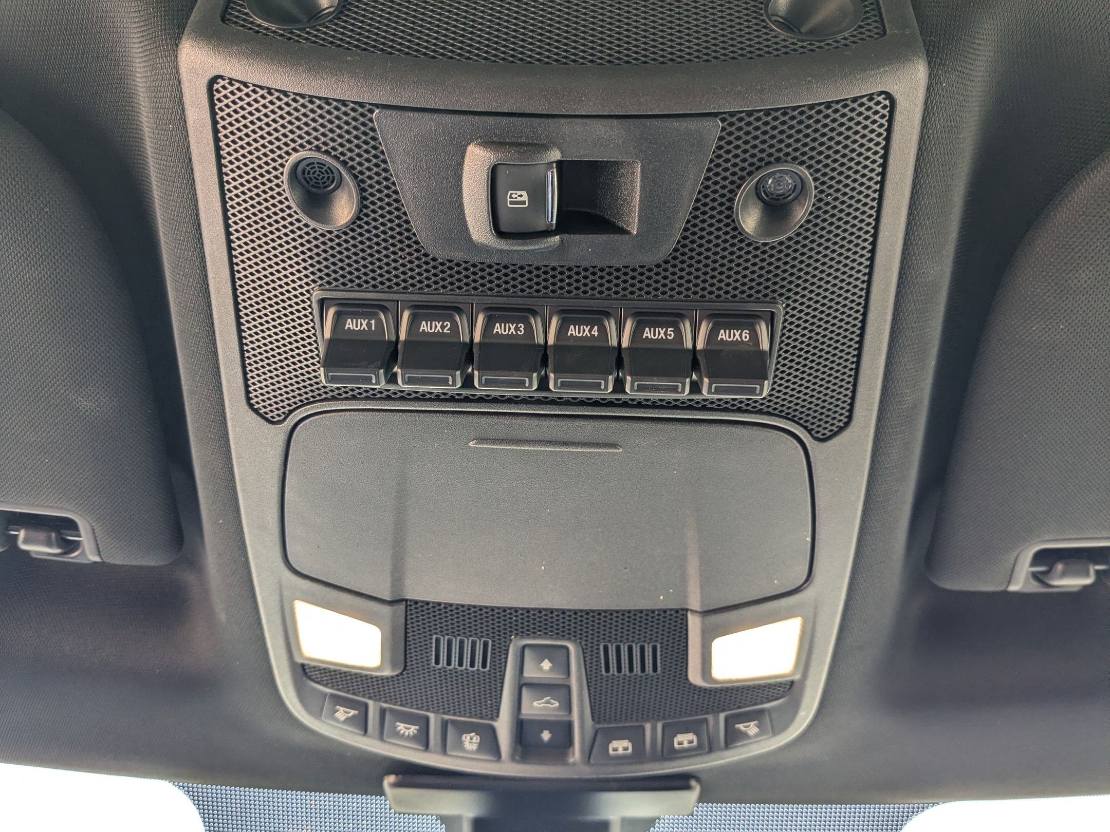 Used 2018 Shadow Black Ford Platinum image 32