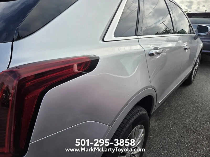 Used 2020 Radiant Silver Metallic CADILLAC PREMIUM LUXURY image 9