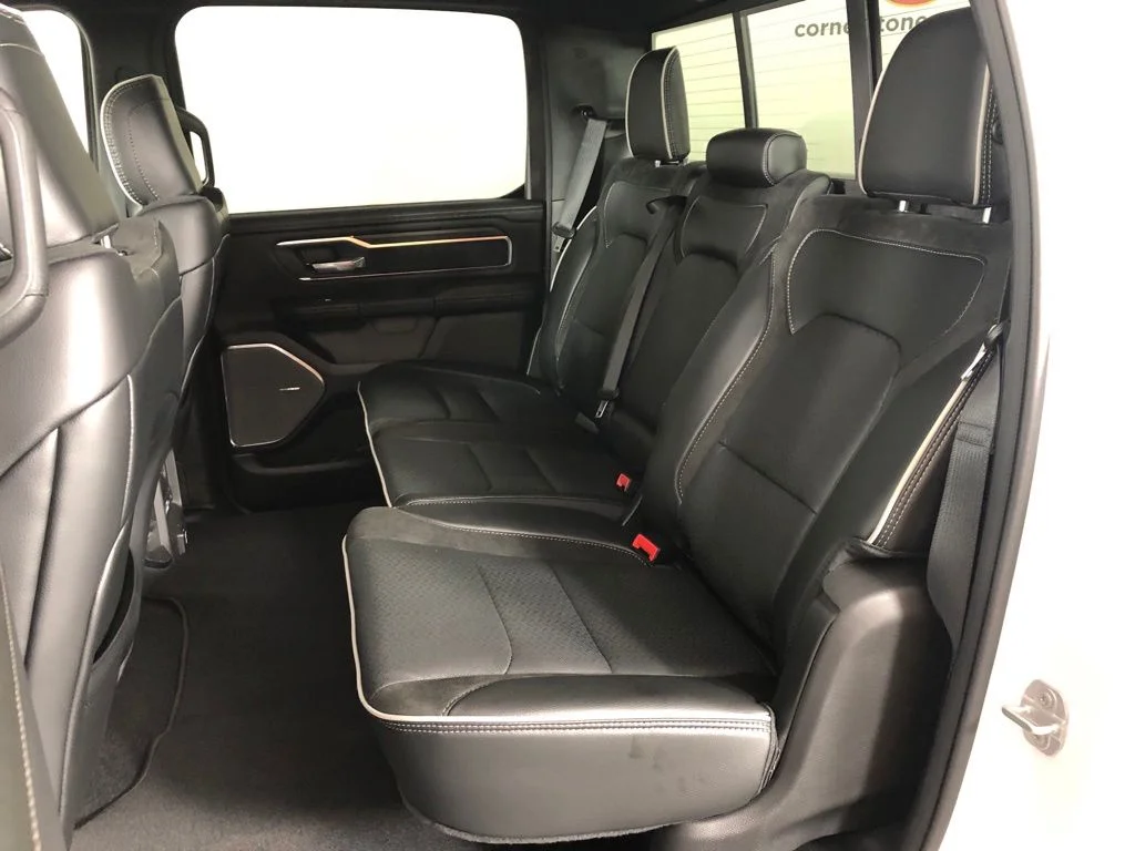 2026 RAM 1500 Laramie - Photo 15