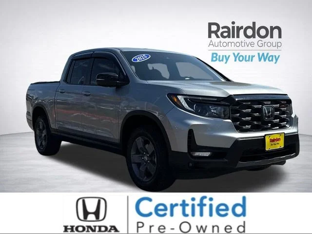 Certified Used 2025 Solar Silver Metallic Honda TrailSport image 1