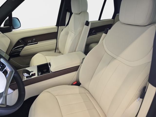 New 2026 Batumi Gold Land Rover SE image 12