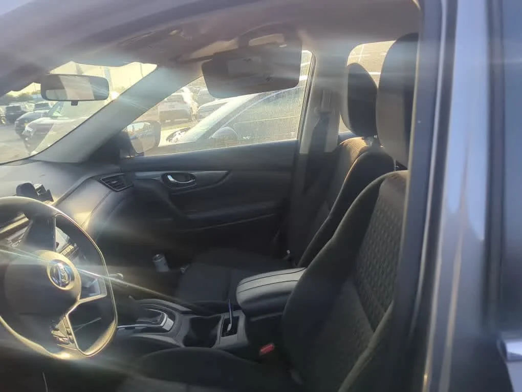 Used 2017 Gun Metallic Nissan S image 7