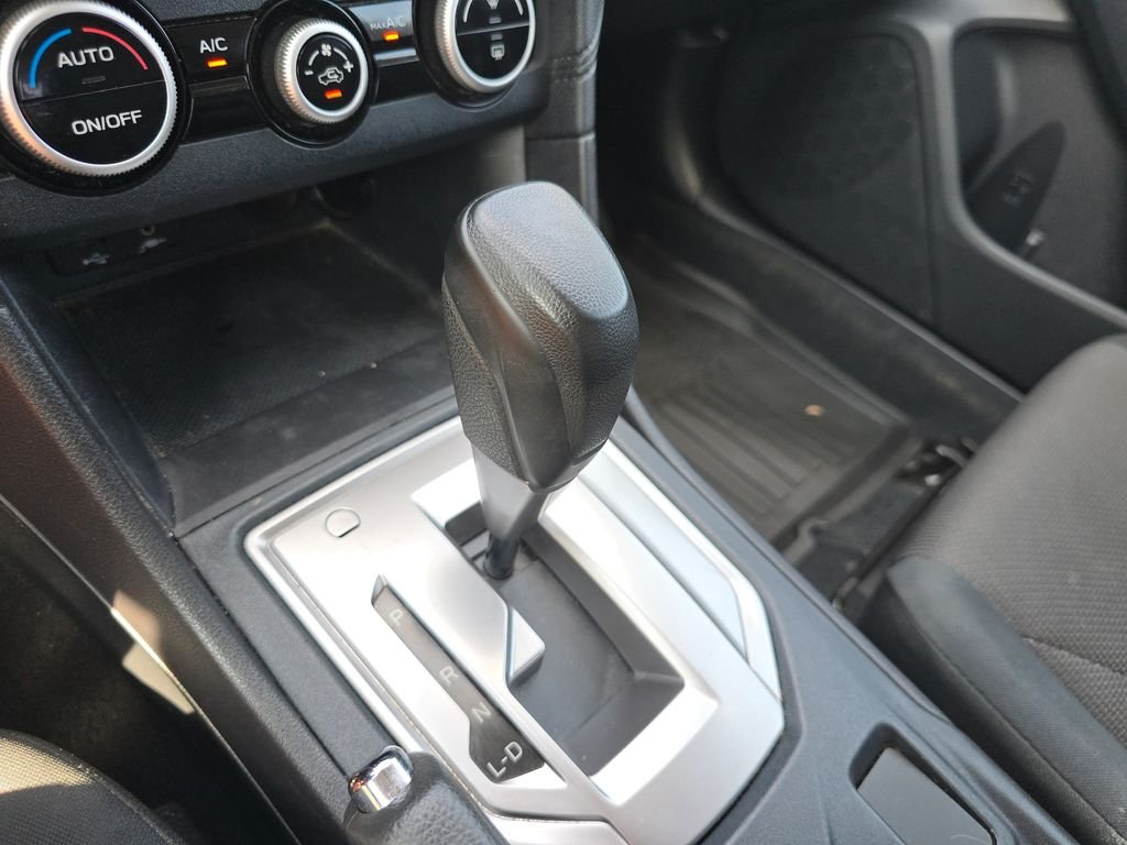 Used 2023 White Subaru Base image 26