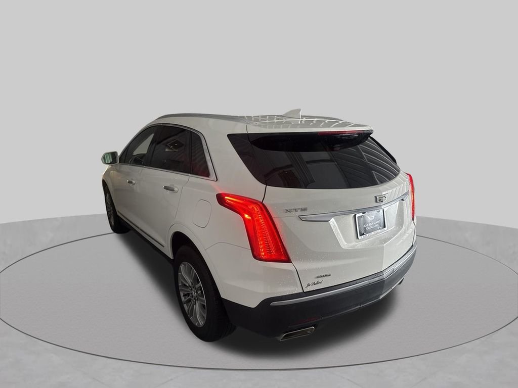 Used 2017 White Cadillac Luxury image 7