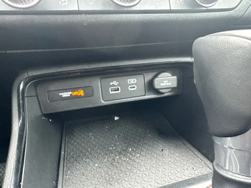 Used 2025  Honda Sport image 18