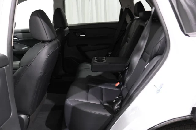 2026 Nissan Rogue Dark Armor - Photo 12