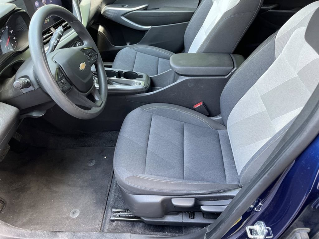 Used 2024 Blue Chevrolet LS image 11