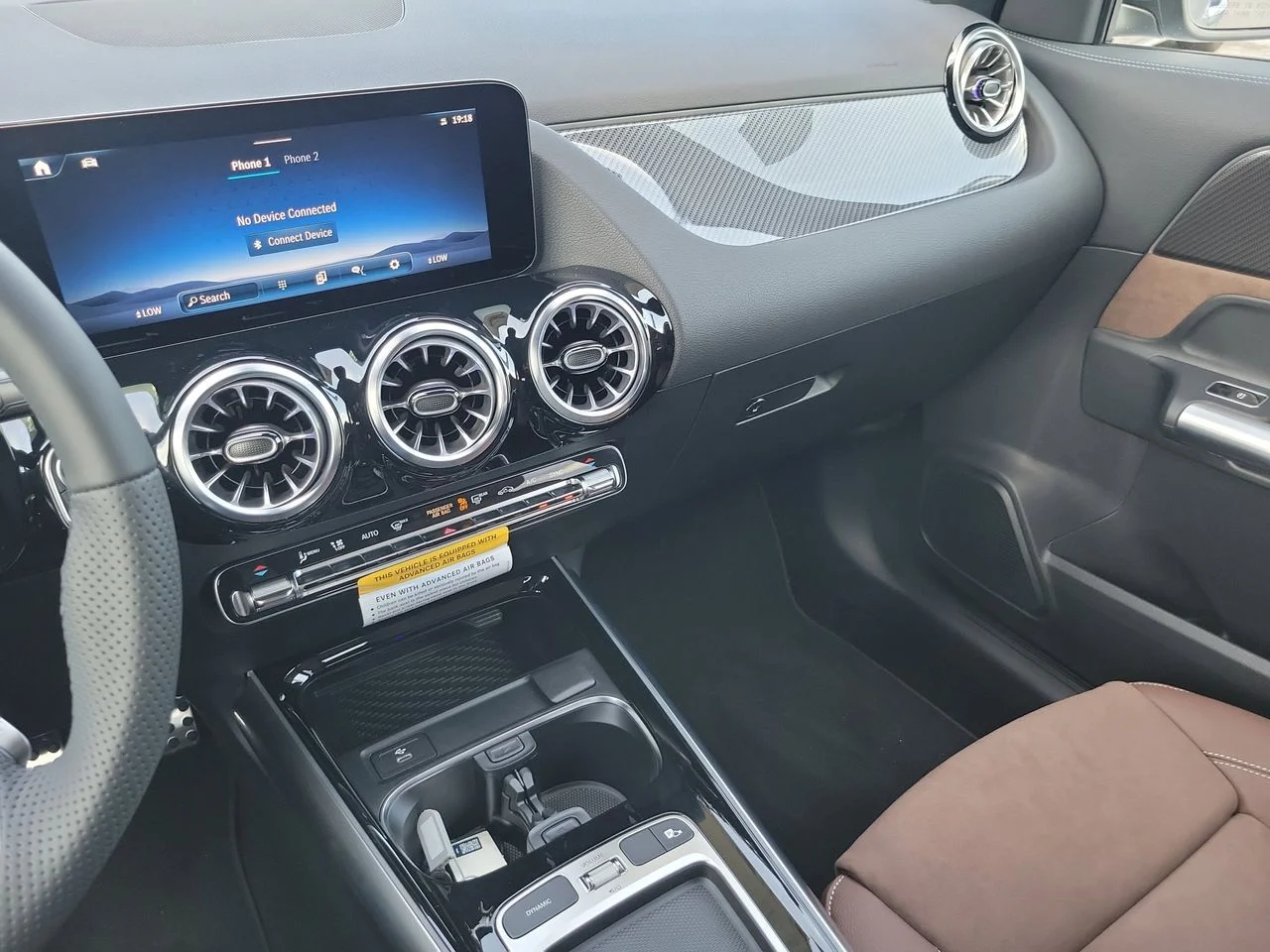 New 2026 Cirrus Silver Metallic Mercedes-Benz GLA 250 image 25