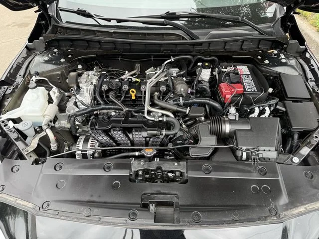 Used 2025 Black Nissan 2.5 SV image 25