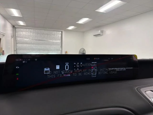 New 2027 Glacier Gray Metallic Tri-Coat Ford MAX Platinum image 40