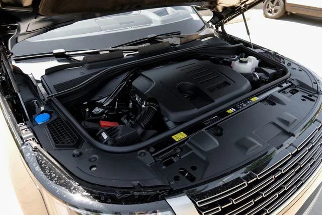 New 2026 Black Land Rover SE image 62