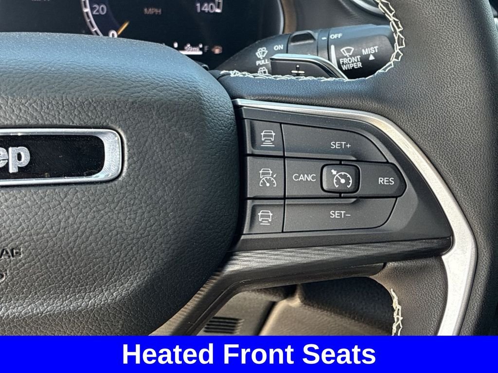 New 2025 Bright White Clear-Coat Exterior Paint Jeep Laredo image 17