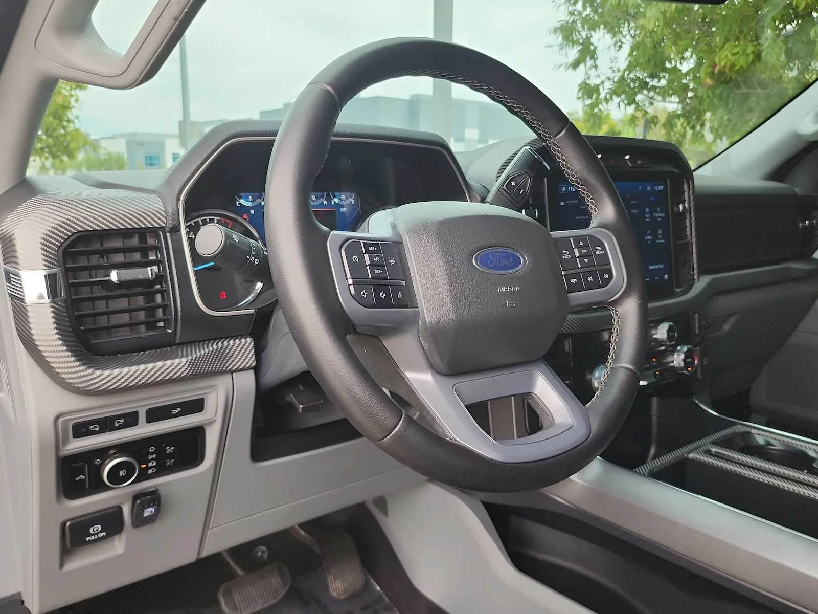 Used 2023 Area 51 Blue Ford XLT image 17