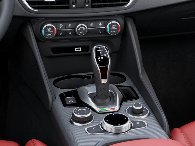 New 2025 Milano White Exterior Paint Alfa Romeo Base image 51