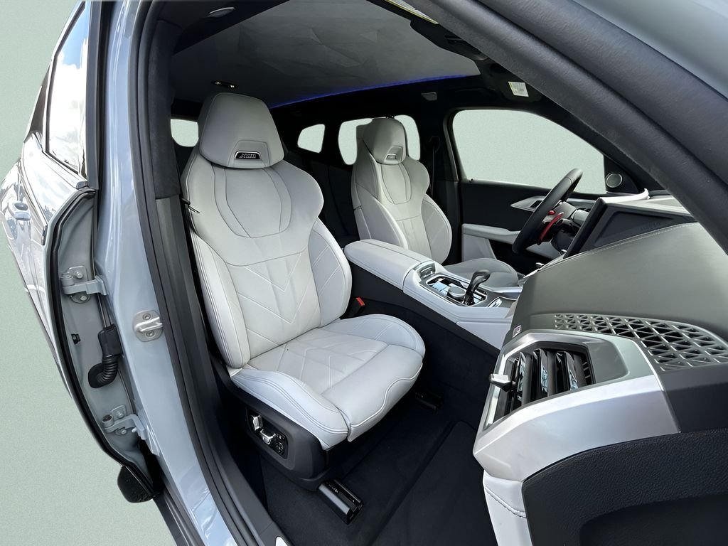 2026 BMW XM Base - Photo 29