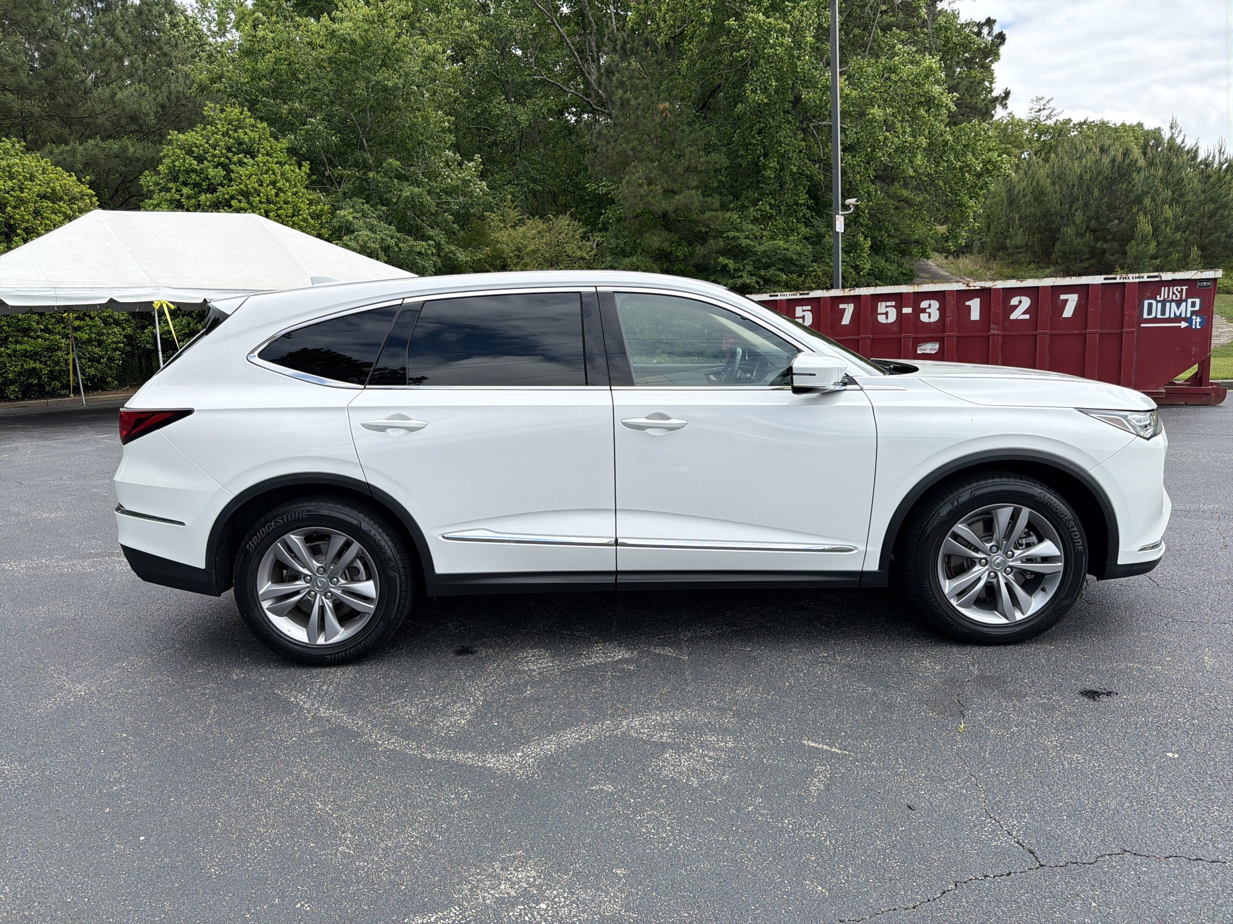 Used 2023  Acura  image 4