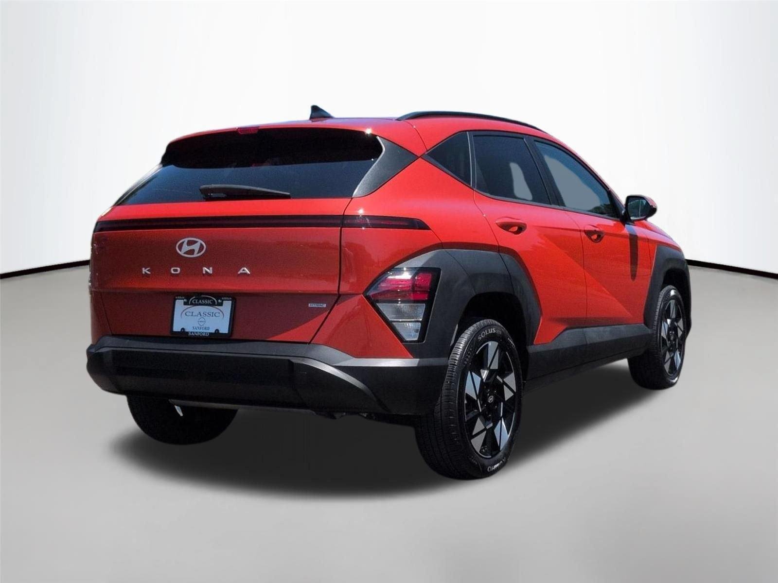 Used 2025 Soultronic Orange Pearl Hyundai SEL image 5