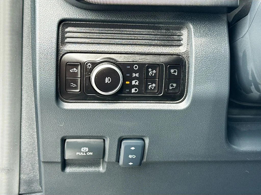 Certified Used 2026 Gray Ford Platinum image 10