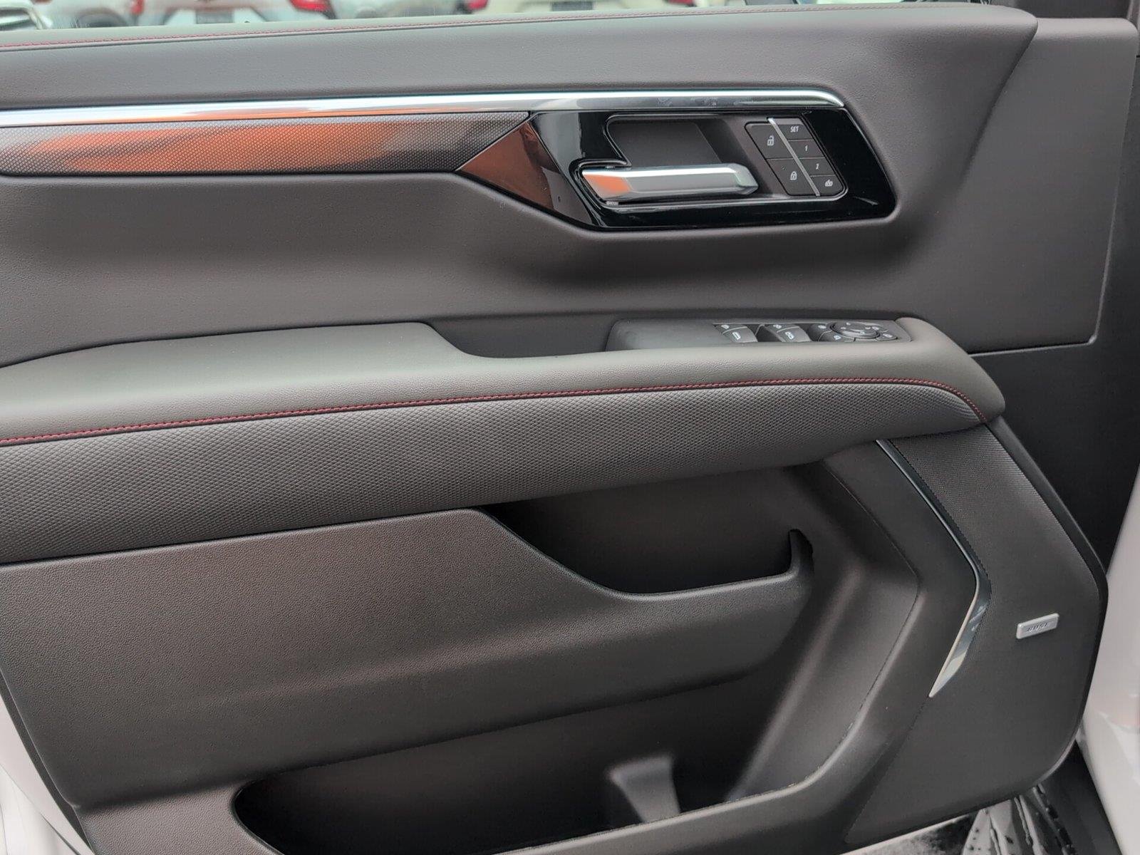 2026 Chevrolet Tahoe RST - Photo 15