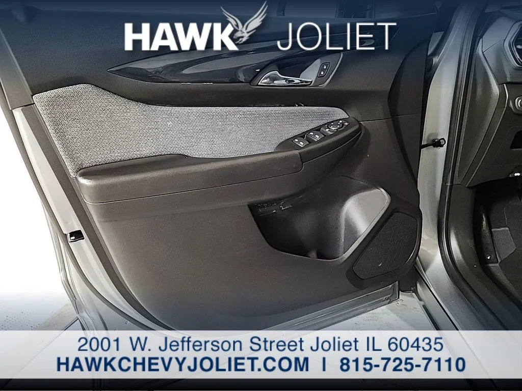 Used 2025 Gray Chevrolet LT image 18