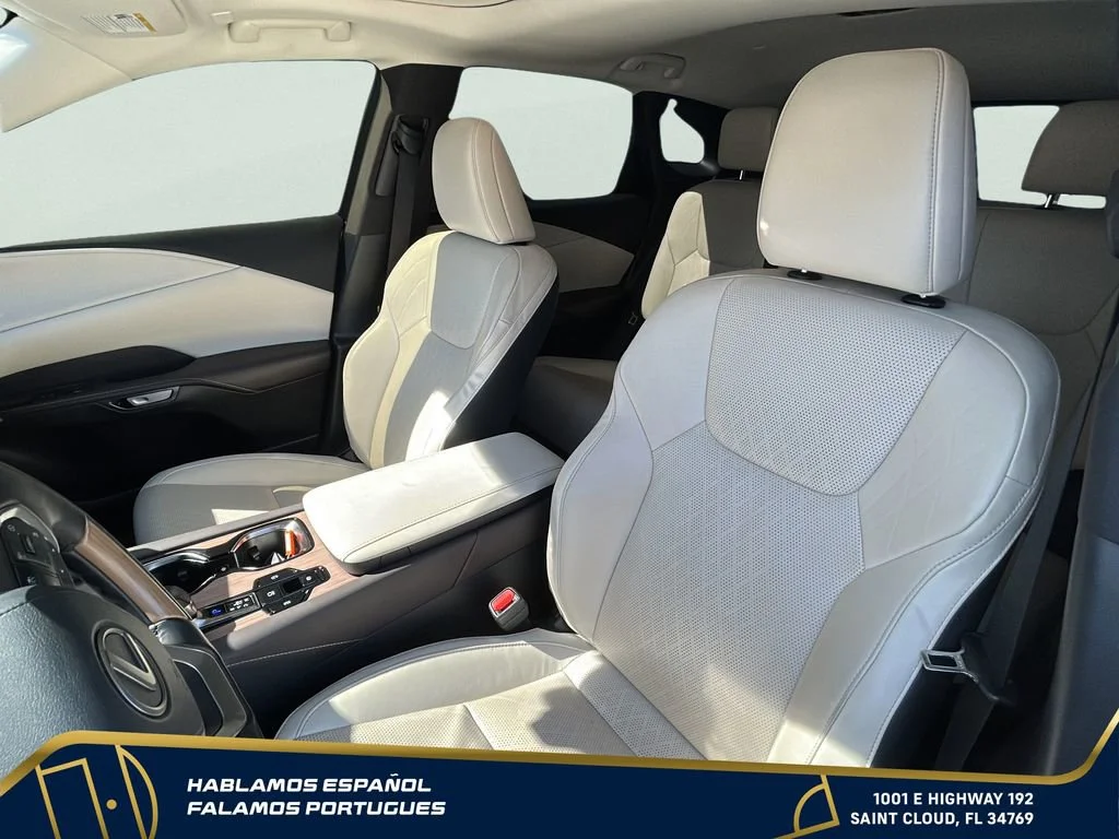 Used 2023  Lexus RX 350 image 15