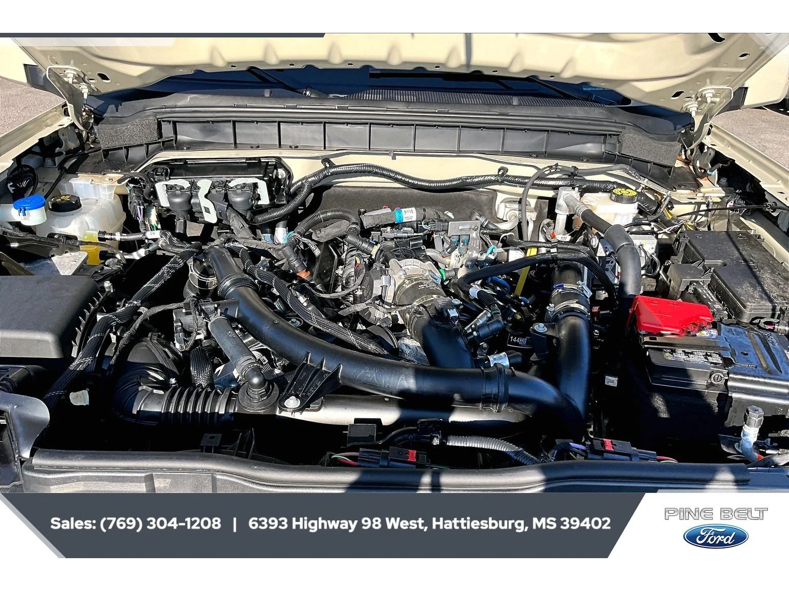 Used 2025 Desert Sand Ford Outer Banks image 8