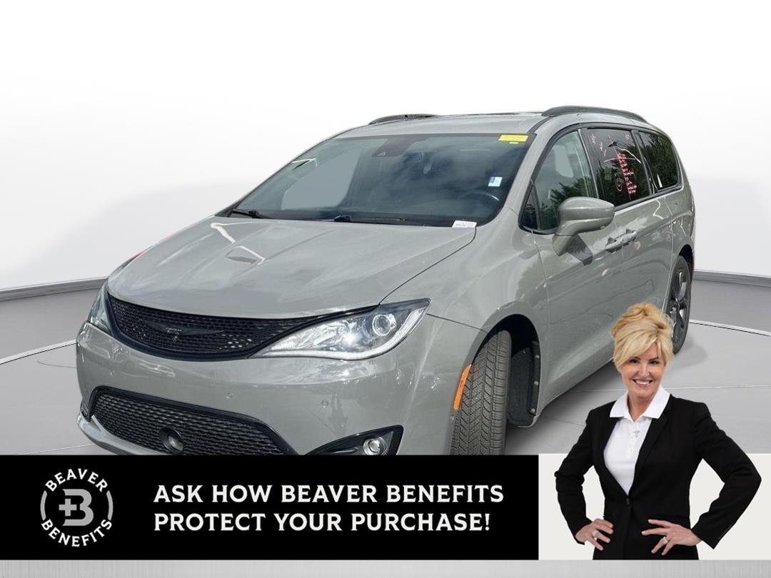 2020 Chrysler Pacifica Touring L Plus's photo