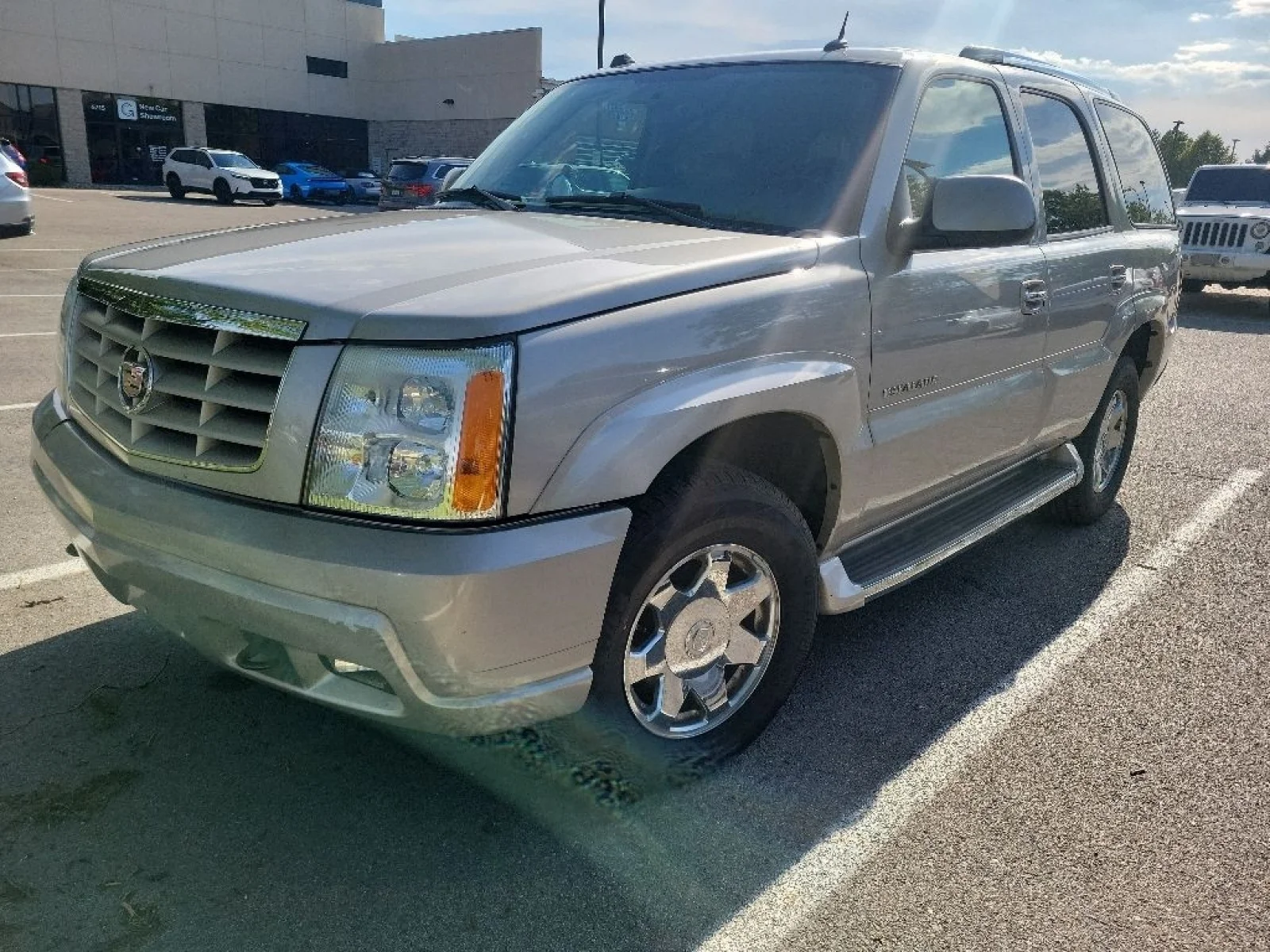 Used 2005 Cadillac Escalade Base with VIN 1GYEK63N95R121178 for sale in Dublin, OH