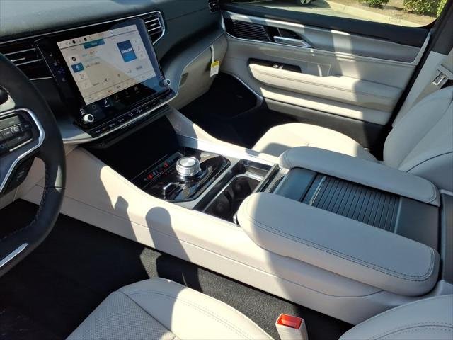 New 2026 Steel Blue Exterior Paint Jeep Grand Wagoneer image 23