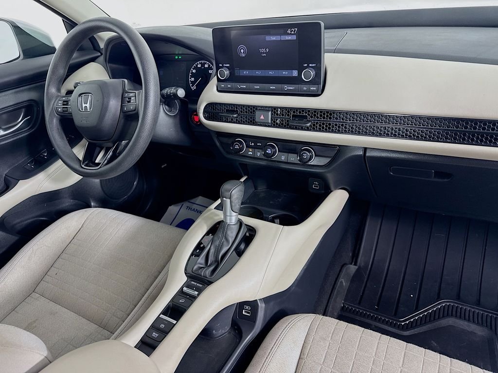 Used 2023 Silver Honda LX image 31