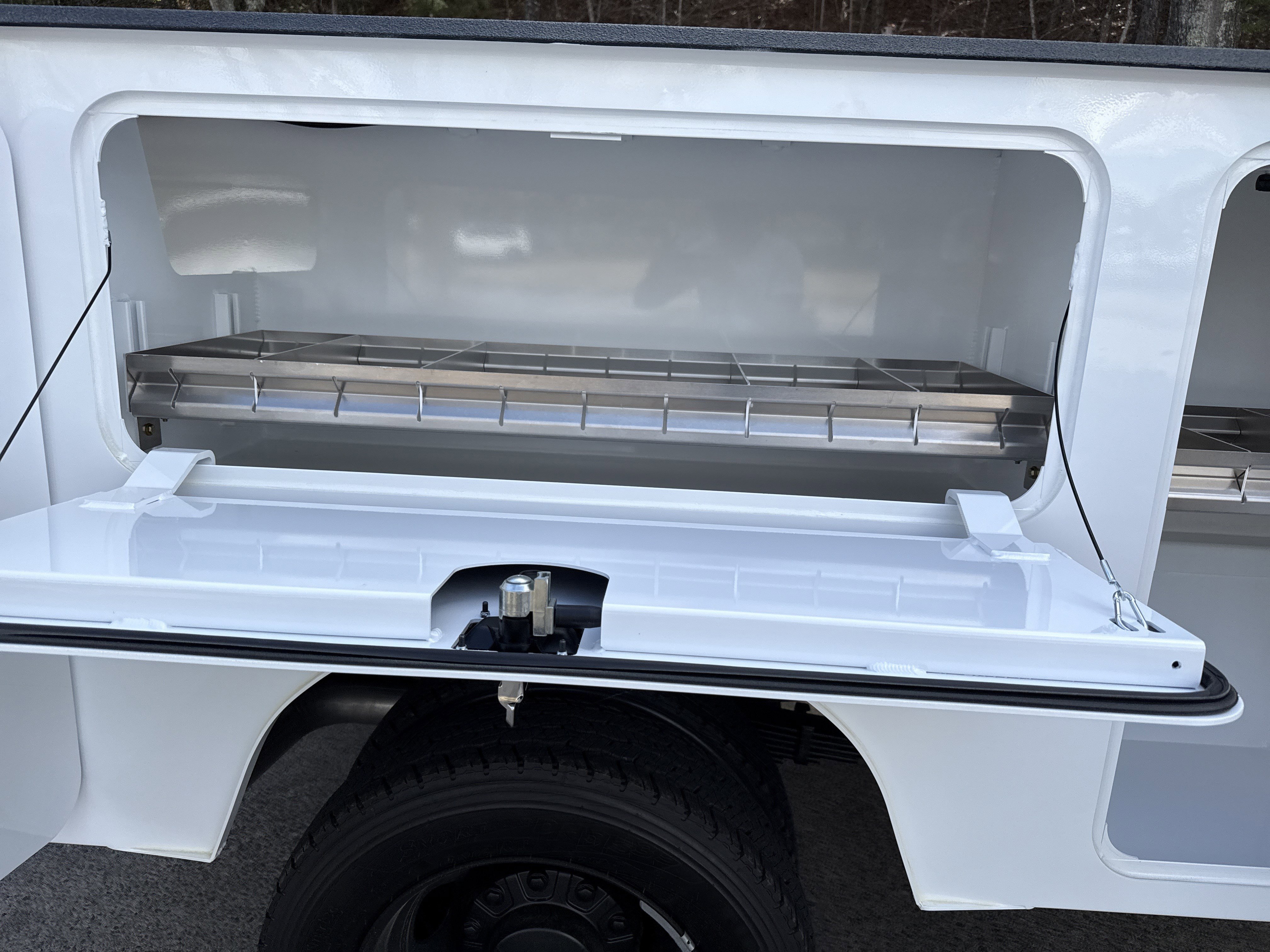 New 2026 Bright White Clearcoat RAM Tradesman image 22
