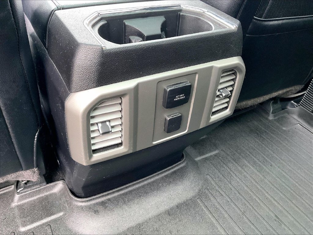 Used 2016 White Platinum Clearcoat Metallic Ford Lariat image 26