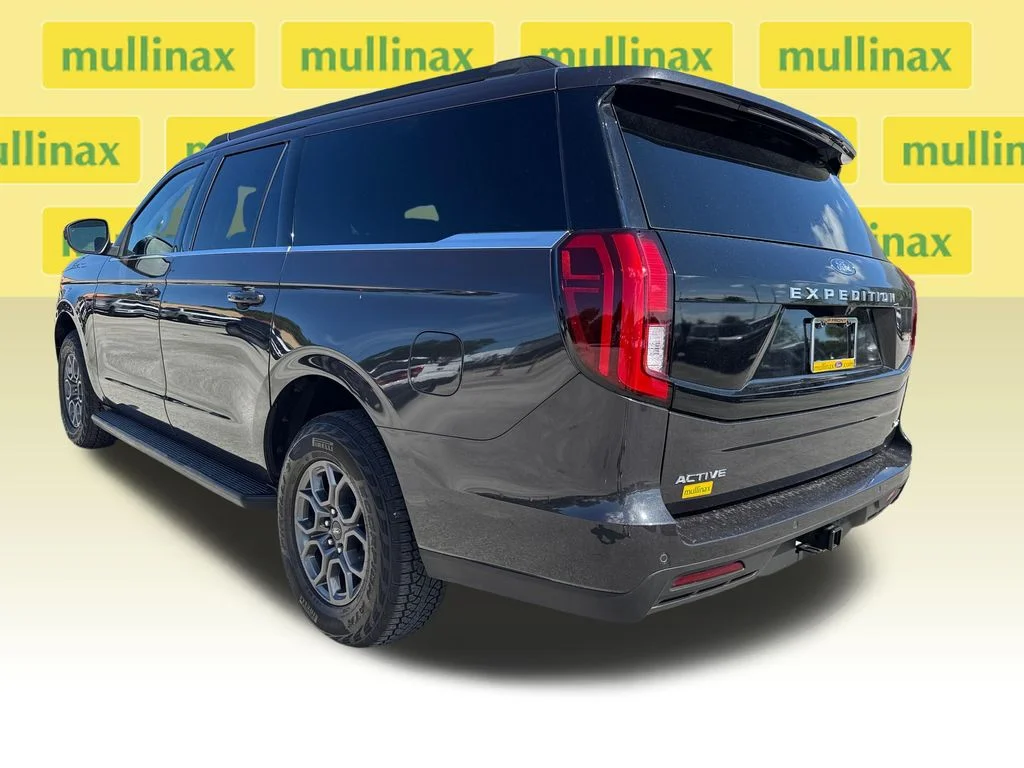 Certified Used 2025 Gray Ford Active image 9