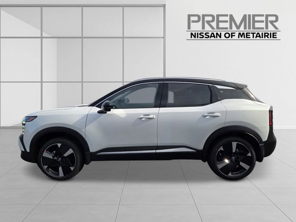 New 2026 Aspen White TriCoat / Super Black Two-tone Nissan SR image 2