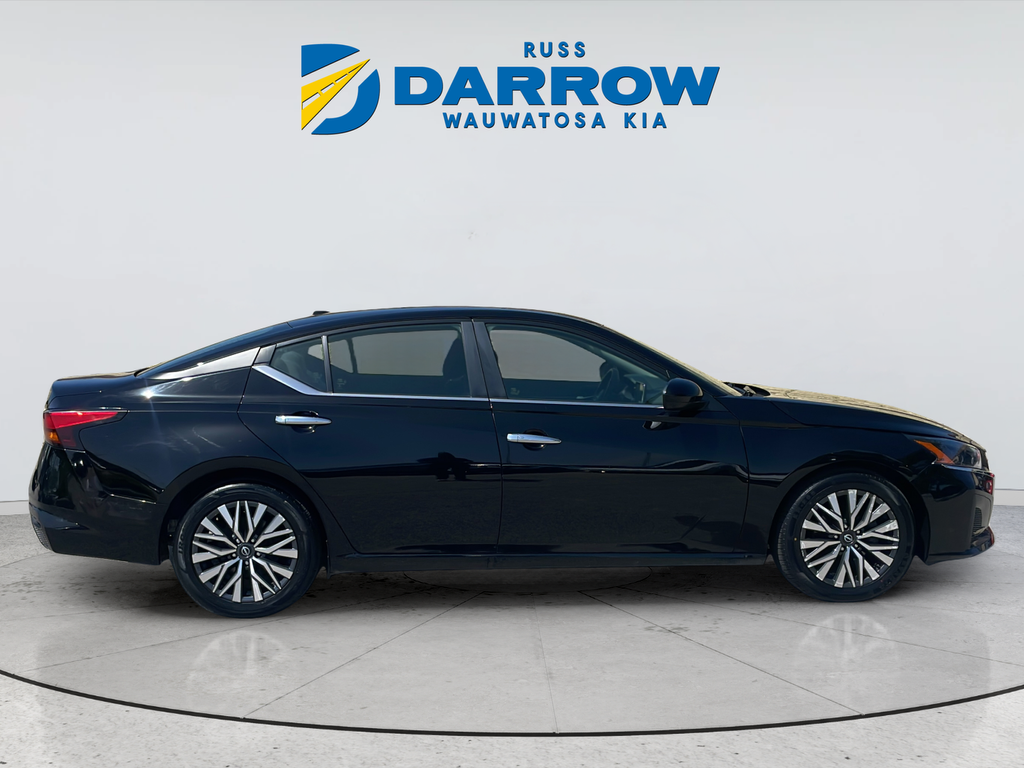 Used 2024 Black Nissan 2.5 SV image 6