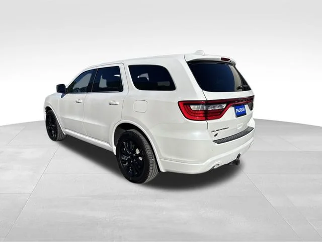 Used 2018 White Dodge SXT image 5
