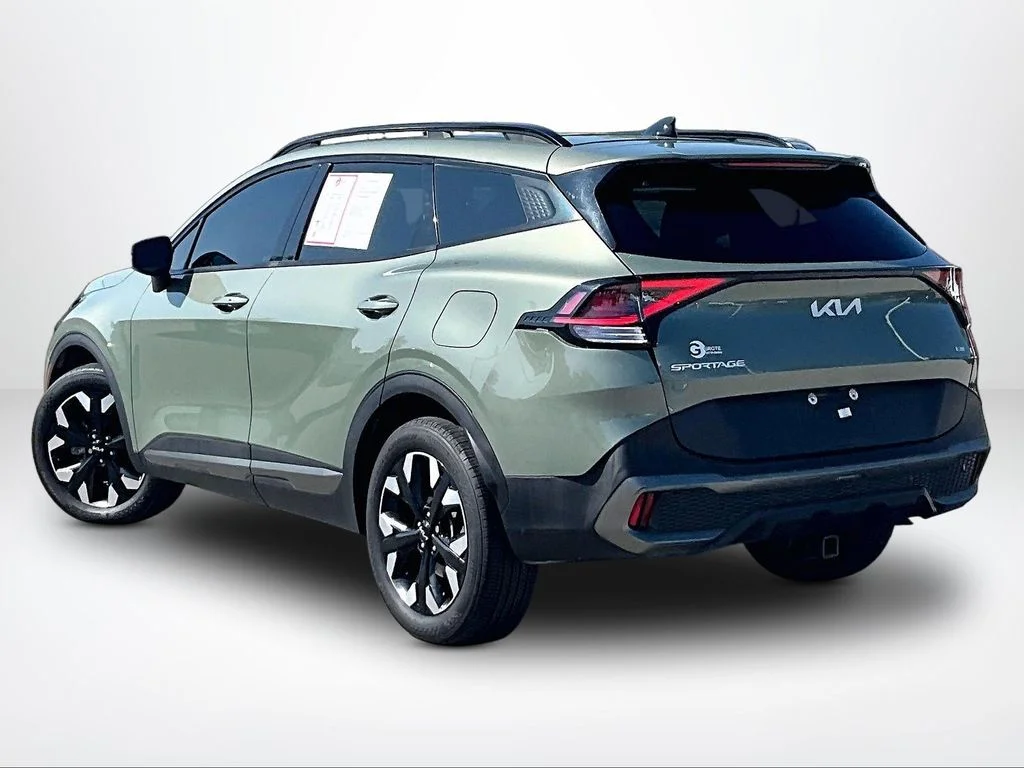 Used 2023 Green Kia X-Line image 14